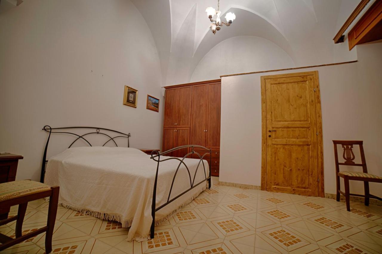 Lucapannune Bed & Breakfast *